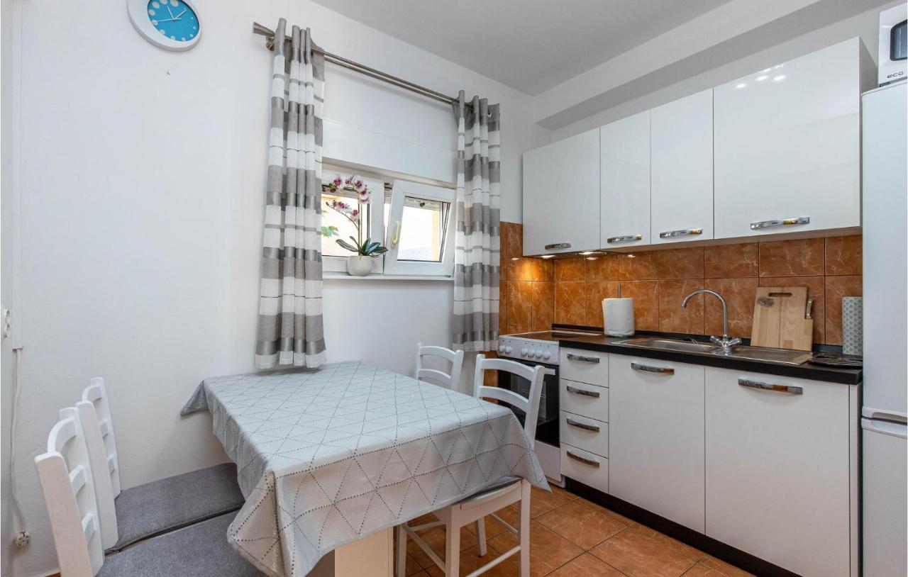 Amazing Apartment In Kostrena With 1 Bedrooms And Wifi Esterno foto