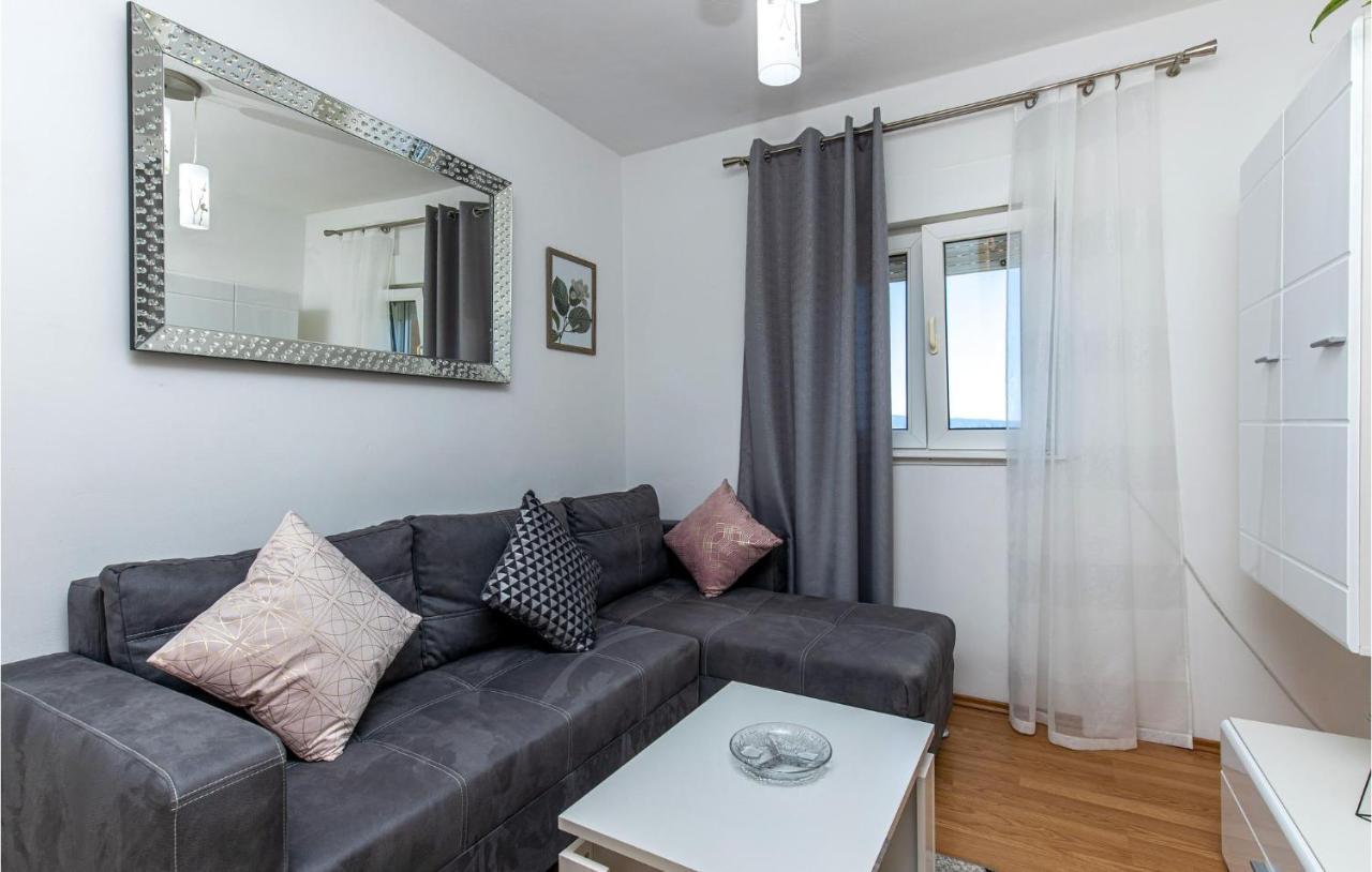 Amazing Apartment In Kostrena With 1 Bedrooms And Wifi Esterno foto