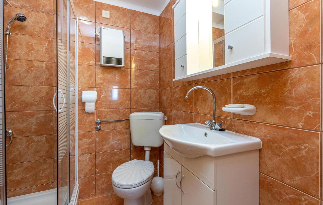 Amazing Apartment In Kostrena With 1 Bedrooms And Wifi Esterno foto